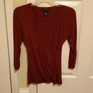 White House Black Market Scarlet Top. XSS. Like-new.